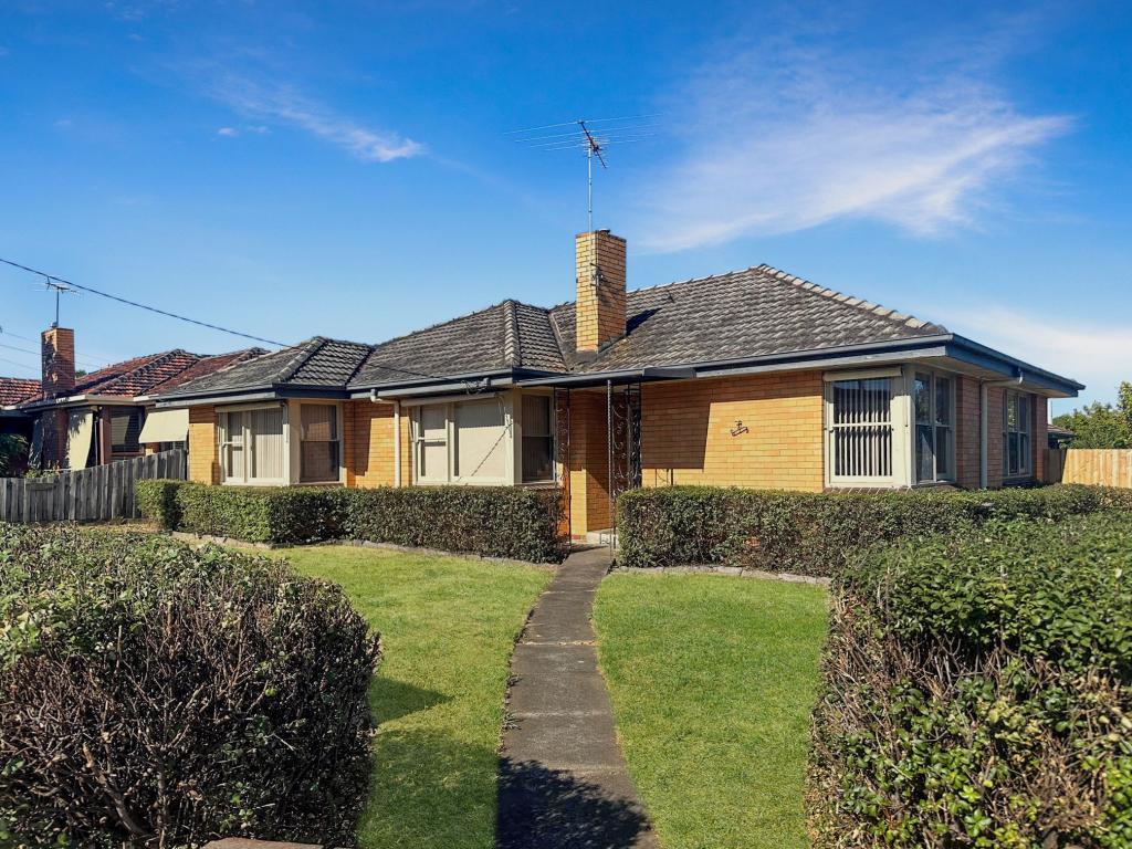 7 Landy Ave, Highton, VIC 3216