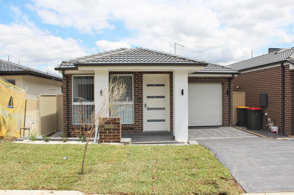 102 Beauchamp Dr, The Ponds, NSW 2769