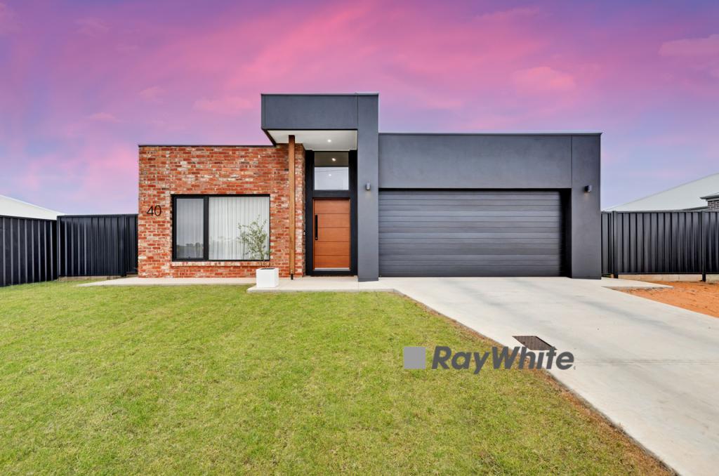 40 Dawn Ave, Gol Gol, NSW 2738