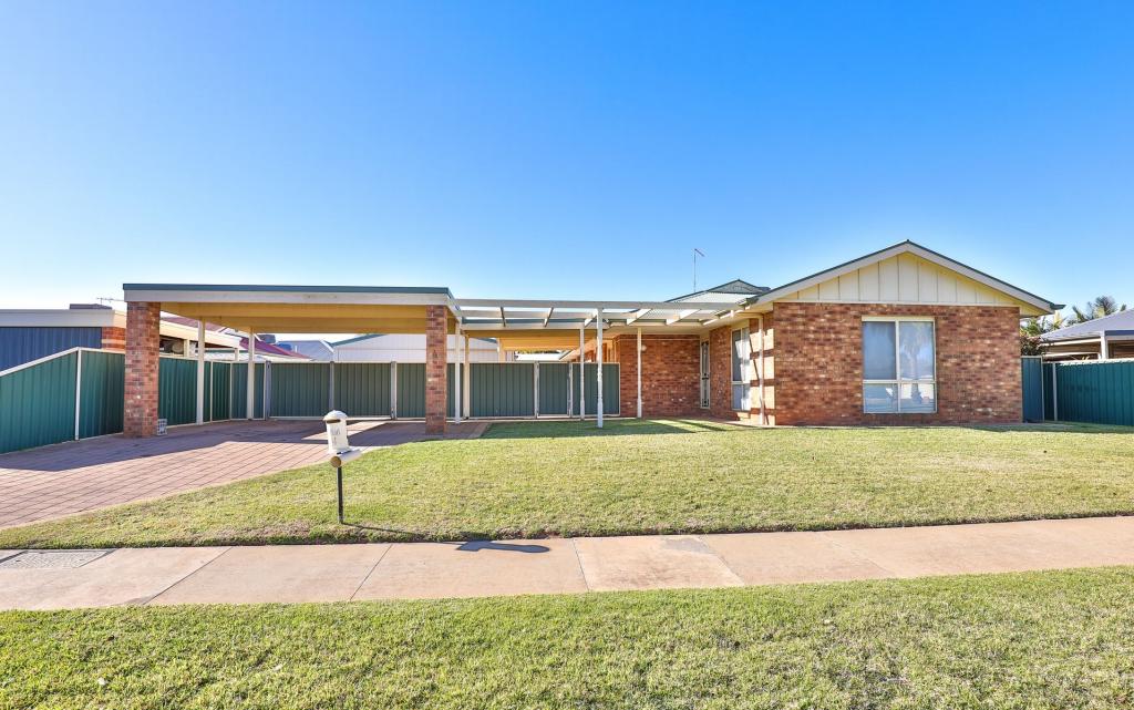 4 James Cook Dr, Mildura, VIC 3500