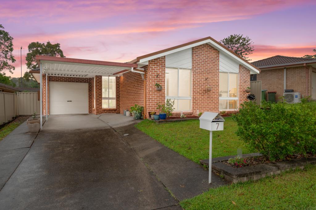 7 Farnol Pl, Watanobbi, NSW 2259