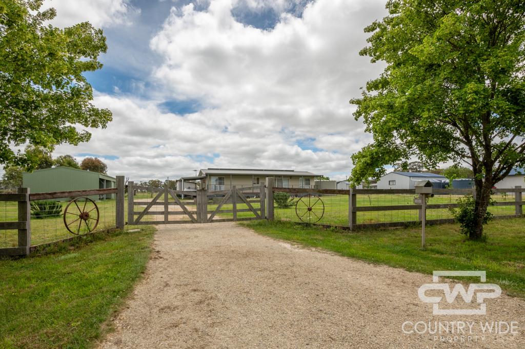 825 Black Mountain Rd, Black Mountain, NSW 2365