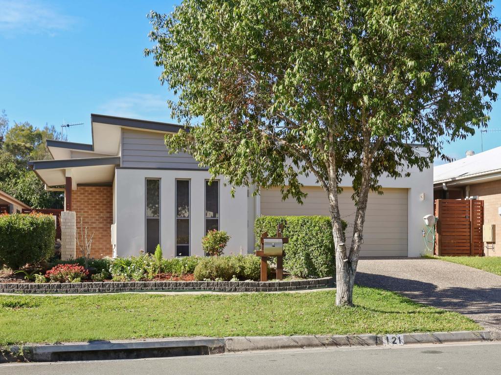 121 Brookside Cct, Ormeau, QLD 4208