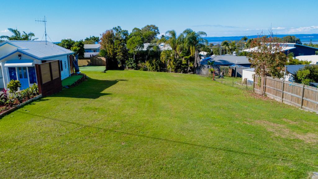 8 TURNSTONE BVD, RIVER HEADS, QLD 4655