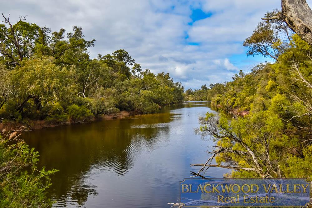421 Brown Seymour Rd, Boyup Brook, WA 6244