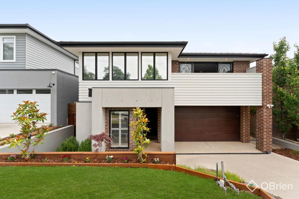 6 FLAGSTAFF CRES, CLYDE NORTH, VIC 3978