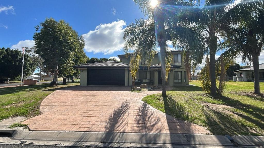 1 Bolwarra Est, Moree, NSW 2400