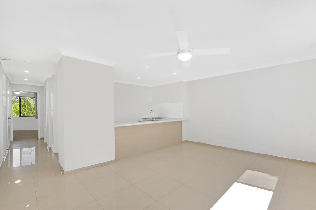 19/21 HUTH ST, LABRADOR, QLD 4215