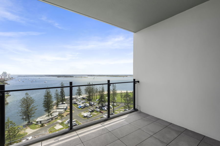 1132/165 Marine Pde, Southport, QLD 4215