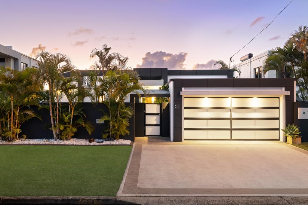 29 Sunshine Bvd, Broadbeach Waters, QLD 4218