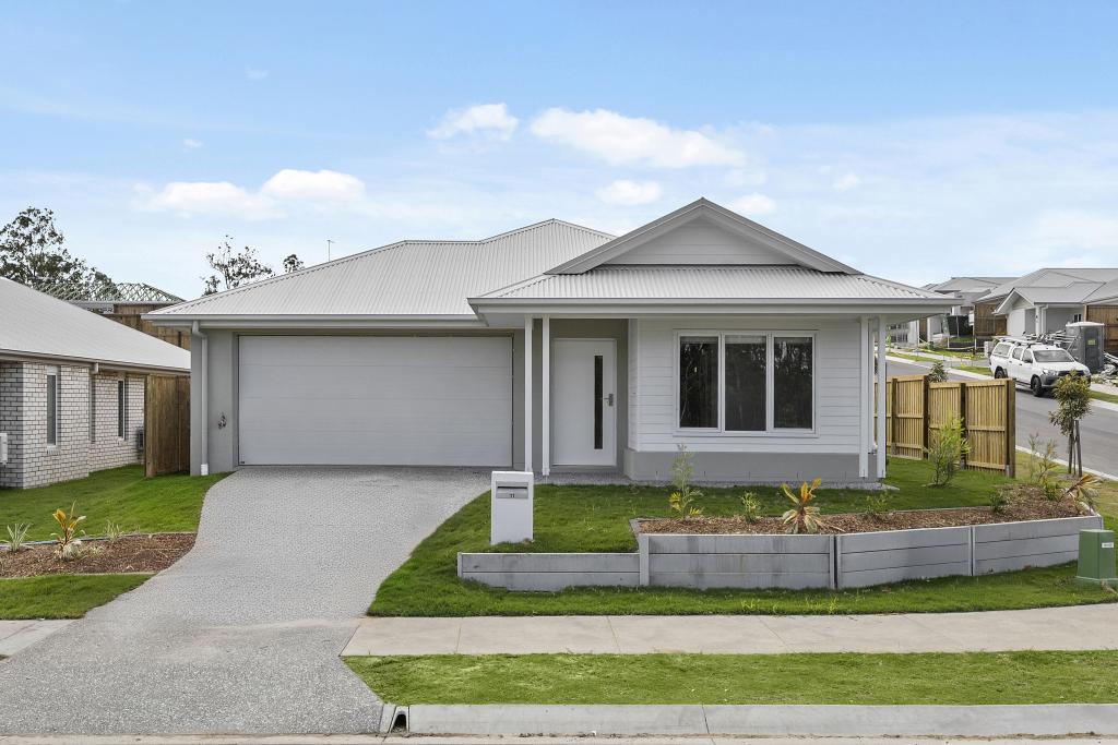 11 JOVIAL ST, RIPLEY, QLD 4306