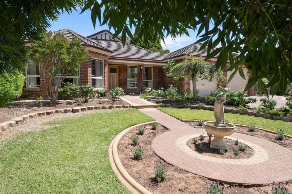 24 Goldfinch Ct, Murray Downs, NSW 2734
