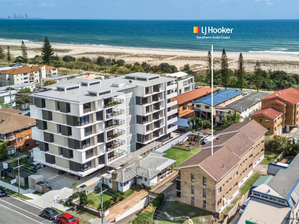 1/69 Golden Four Dr, Bilinga, QLD 4225