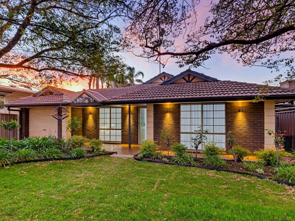 2 Worcester Ct, Seaford Rise, SA 5169