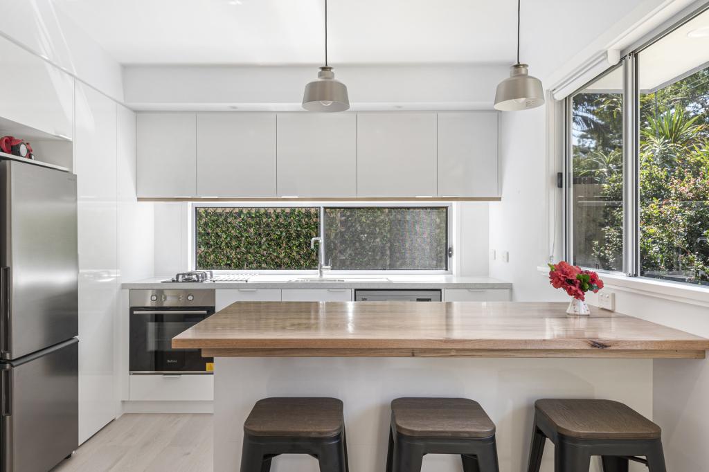 33a Wollstonecraft Ave, Avalon Beach, NSW 2107