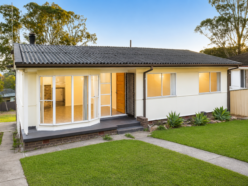 218 Elizabeth Dr, Ashcroft, NSW 2168
