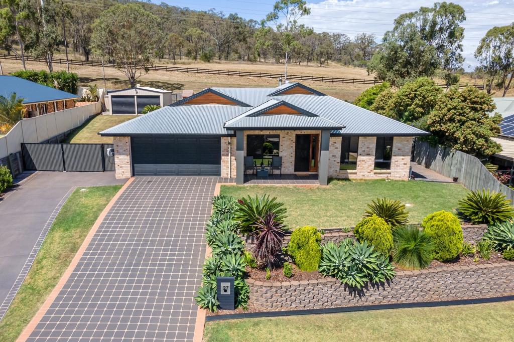 27 Schaefer Ct, Westbrook, QLD 4350