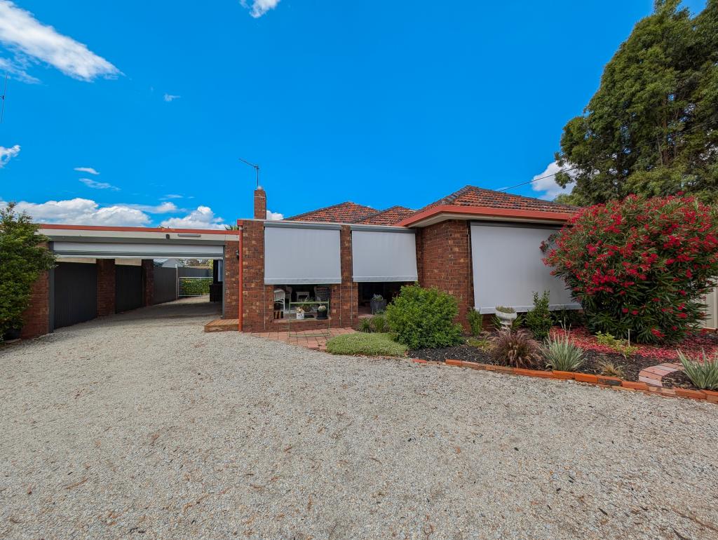 113 Cleeland Pl, Kerang, VIC 3579