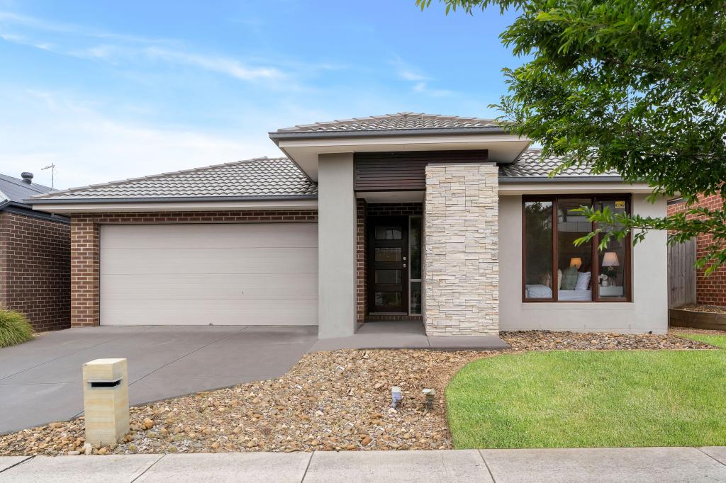 5 Hillcrest Rd, Beveridge, VIC 3753