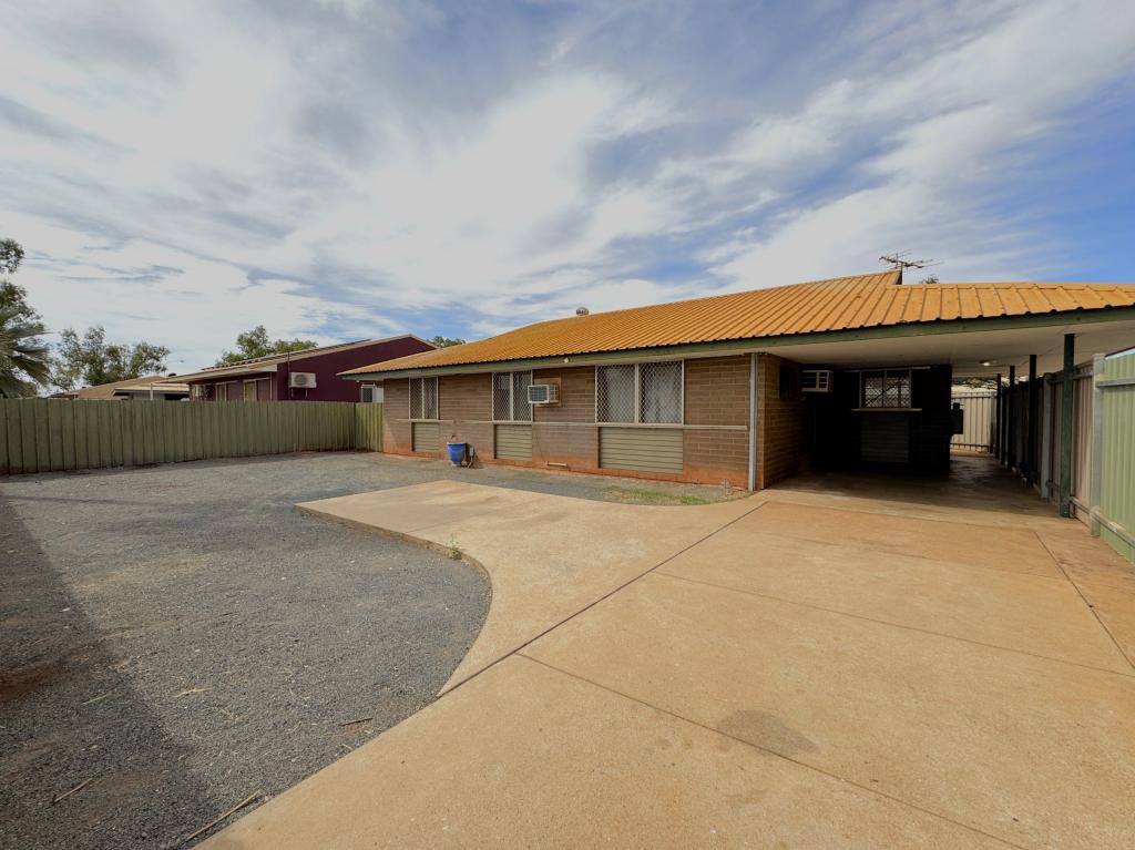 9a Koolama Cres, South Hedland, WA 6722