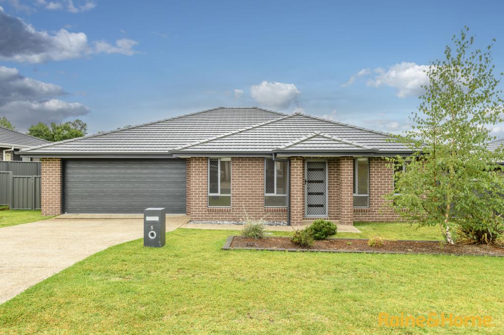 5 Greaves Cl, Armidale, NSW 2350