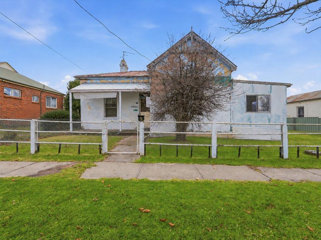 9 Lindsay St, Blayney, NSW 2799