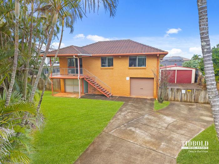 64 Collins St, Redland Bay, QLD 4165