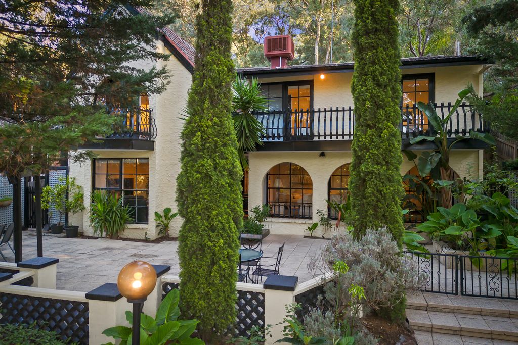 54 Floriston Gr, Eltham, VIC 3095