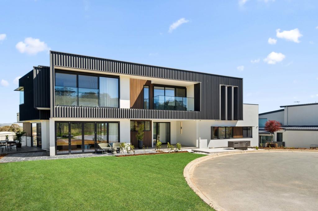 12 Mirri Cl, Throsby, ACT 2914