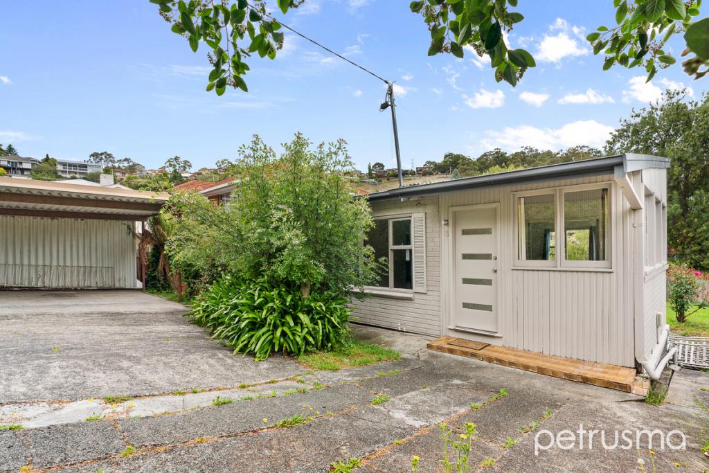 8 Winbourne Rd, West Moonah, TAS 7009