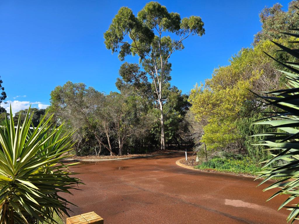 15 Wolfe Rd, Banjup, WA 6164