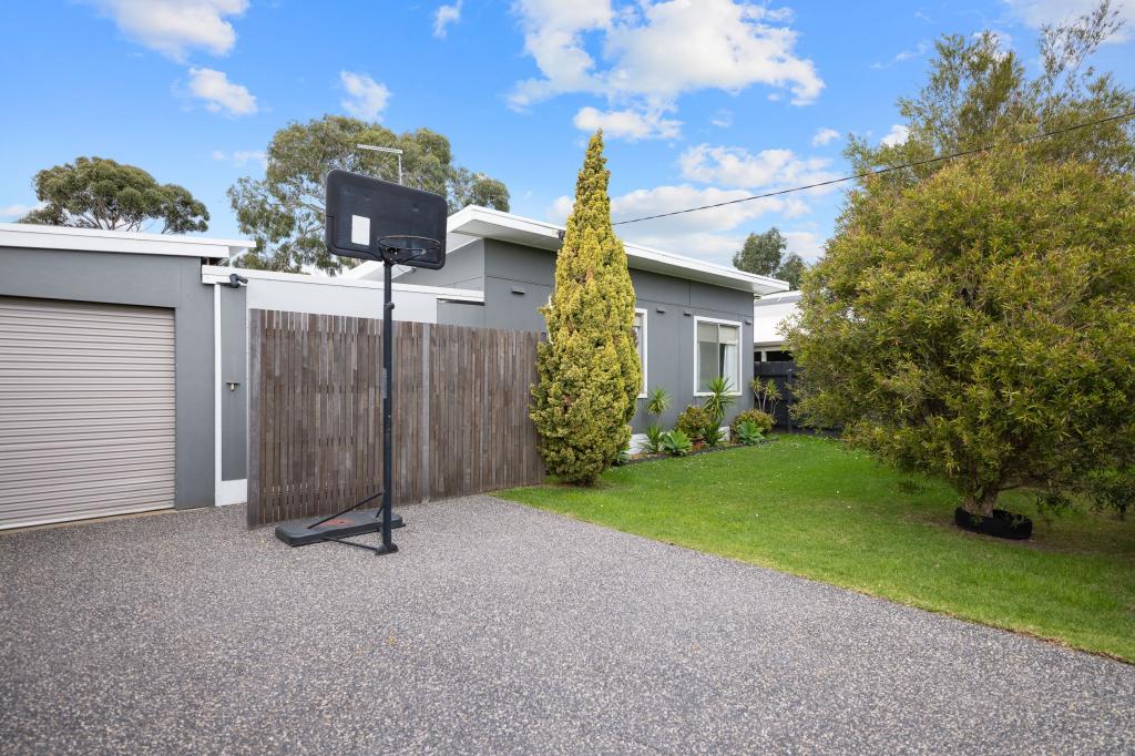 61 Mchaffie Dr, Cowes, VIC 3922