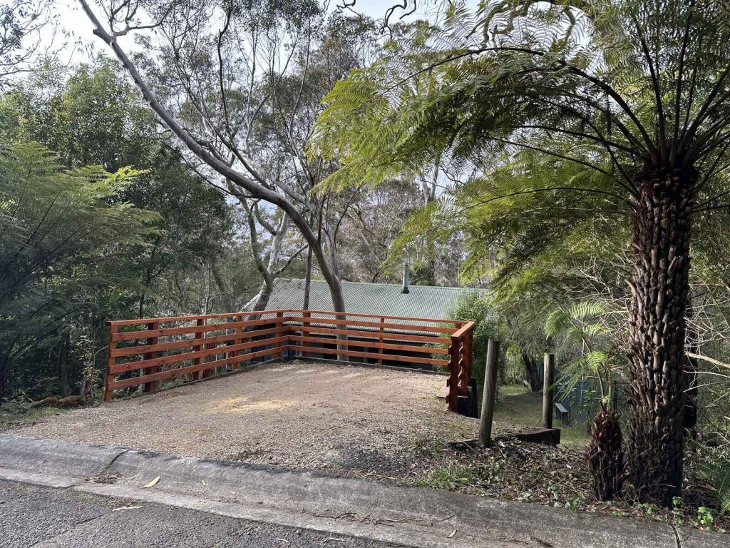 12 Dell St, Blackheath, NSW 2785