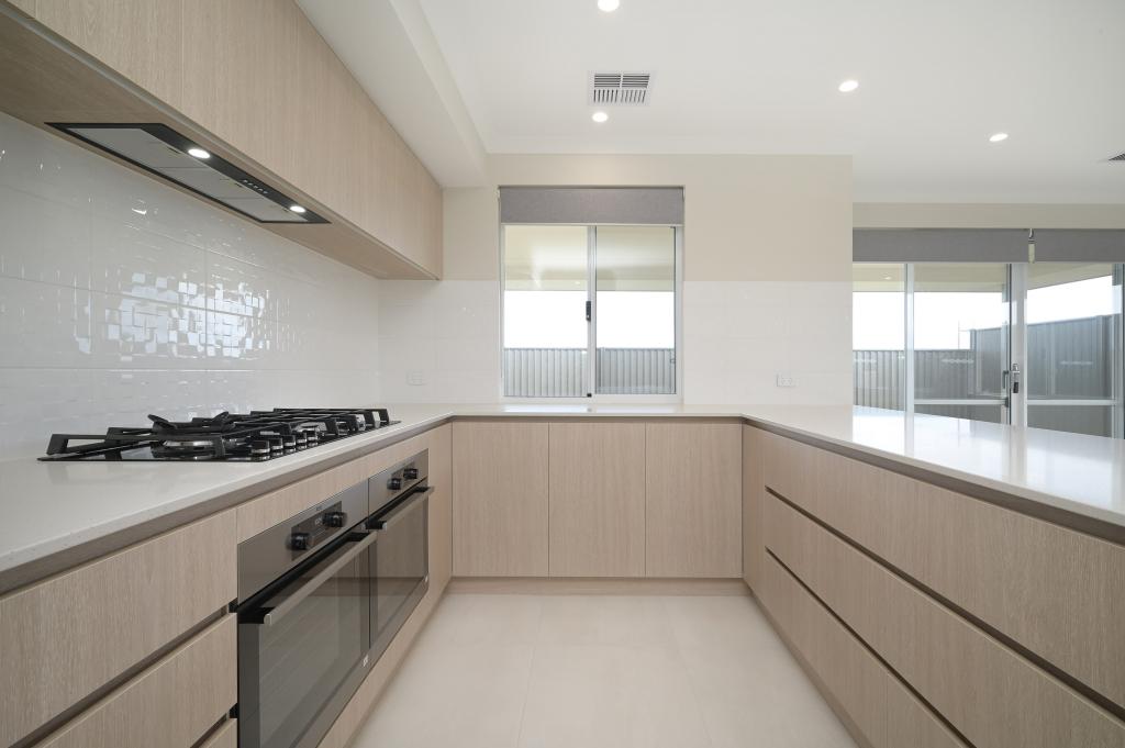 16 Malacca Way, Mindarie, WA 6030