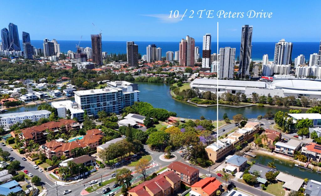 10/2 T E Peters Dr, Broadbeach Waters, QLD 4218