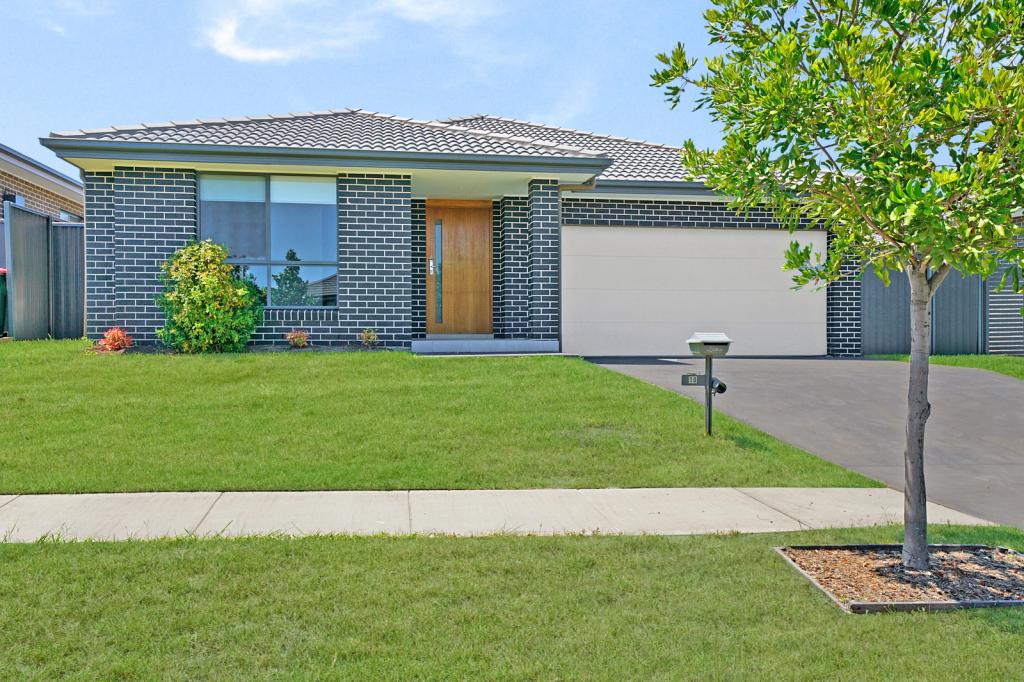 10 Galileo St, Gregory Hills, NSW 2557