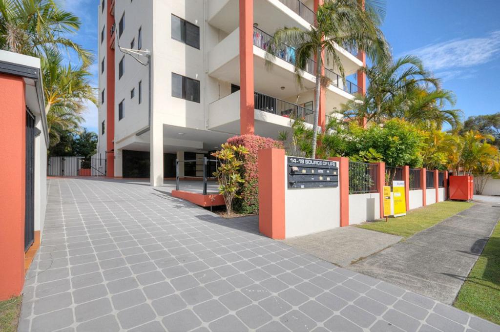 2/14 Little Norman St, Southport, QLD 4215