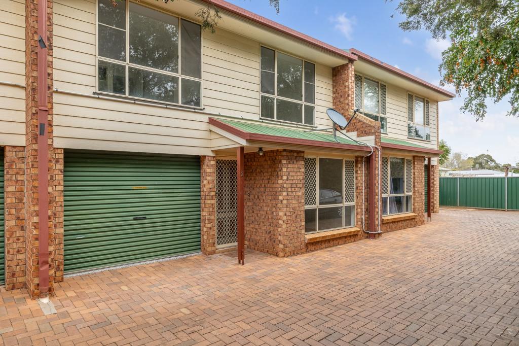 2/355 Tor St, Wilsonton, QLD 4350
