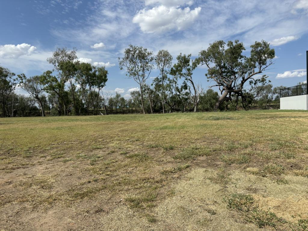 13 Billabong Dr, Goondiwindi, QLD 4390