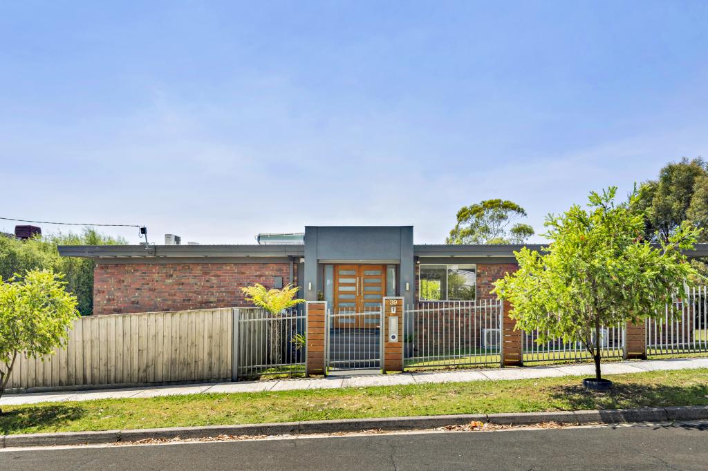 39 Yertchuk Ave, Ashwood, VIC 3147