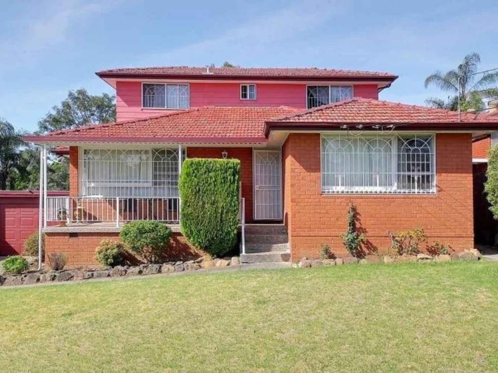 18 Lyle St, Girraween, NSW 2145