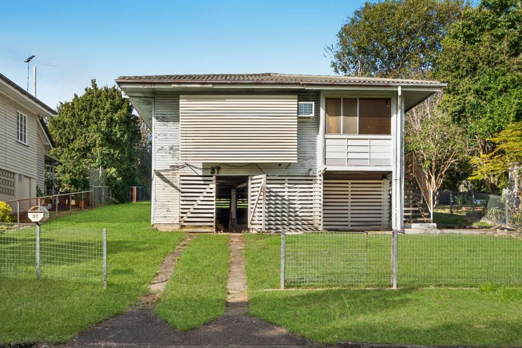 37 Beeby St, Wavell Heights, QLD 4012