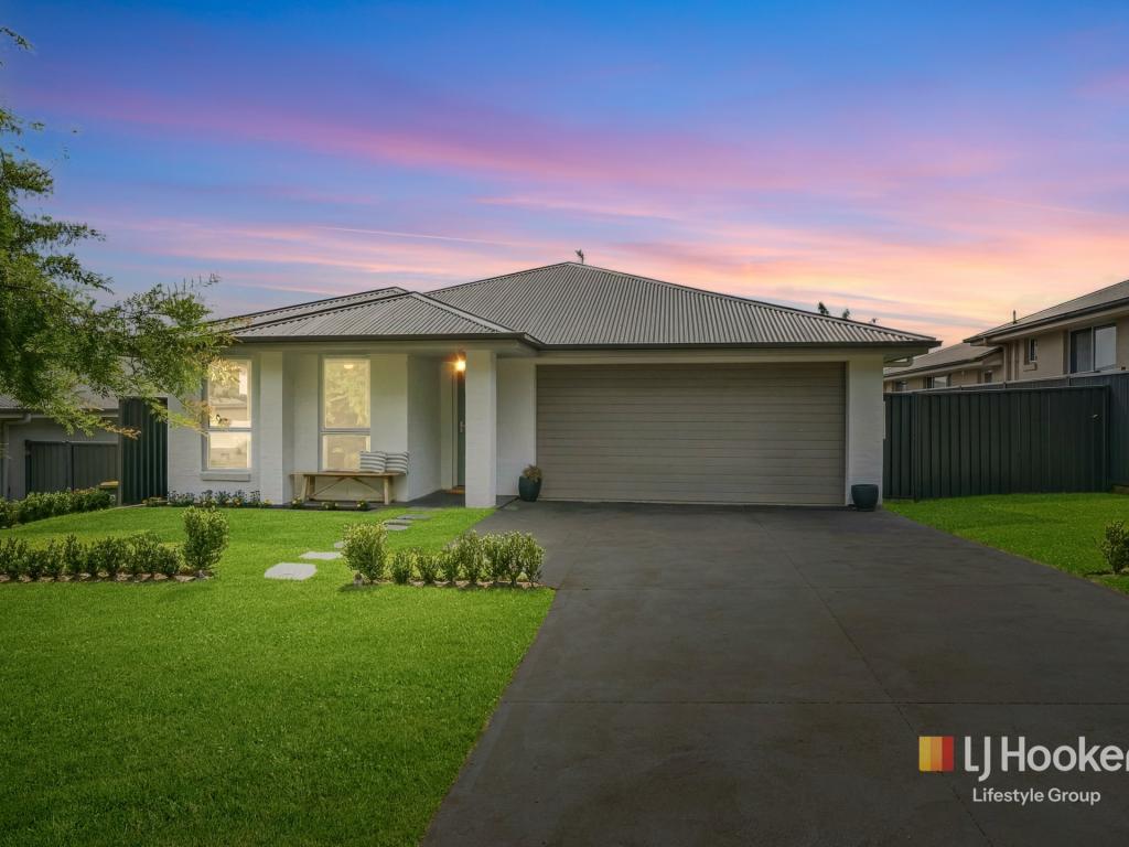 15 KOWALD ST, ELDERSLIE, NSW 2570