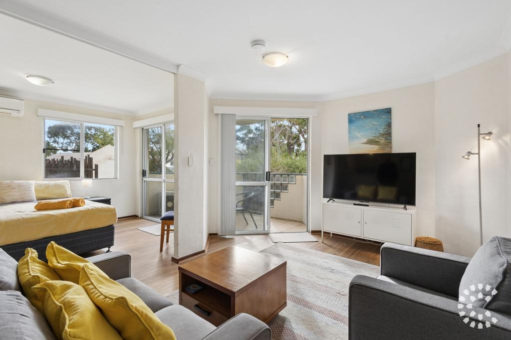 10/11 MCATEE CT, FREMANTLE, WA 6160