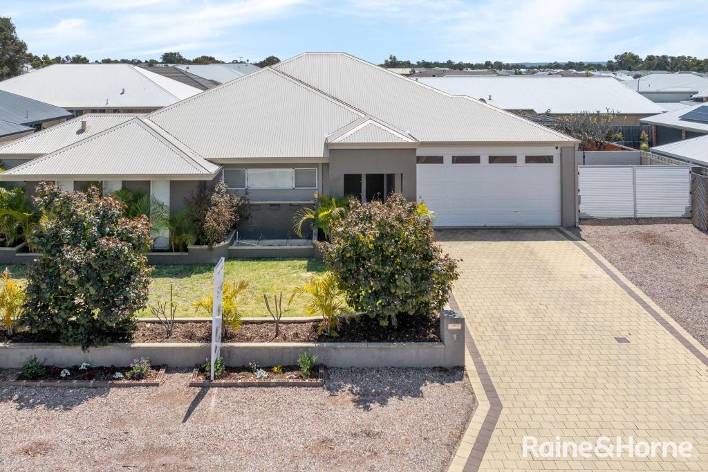 3 Badminton Crss, The Vines, WA 6069