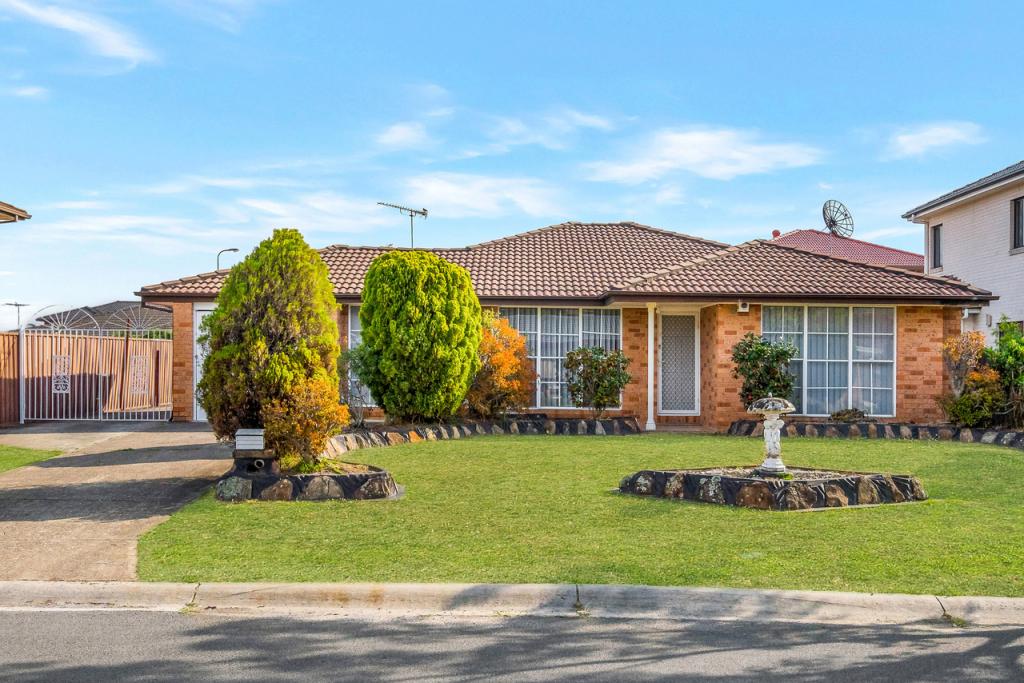 28 Ashur Cres, Greenfield Park, NSW 2176