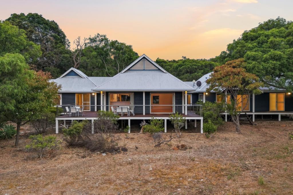 11 Cowslip Pl, Yallingup, WA 6282