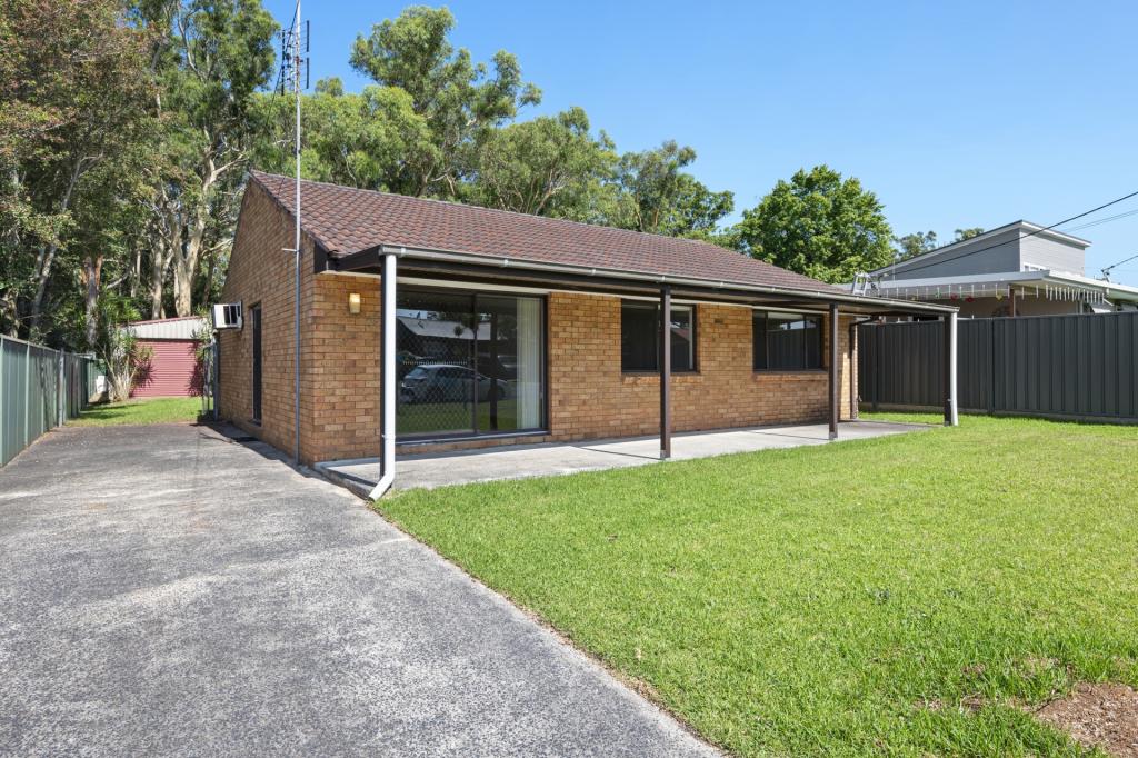 55 Trevally Ave, Chain Valley Bay, NSW 2259