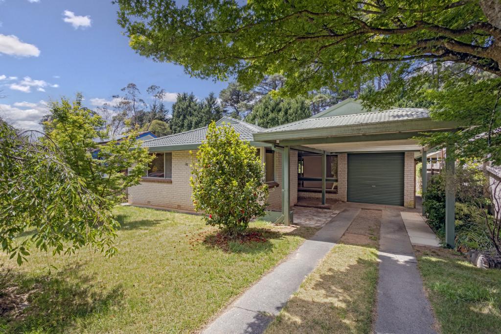 36 Lakeview Ave, Blackheath, NSW 2785