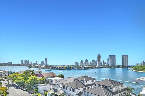 82 Stanhill Dr, Surfers Paradise, QLD 4217